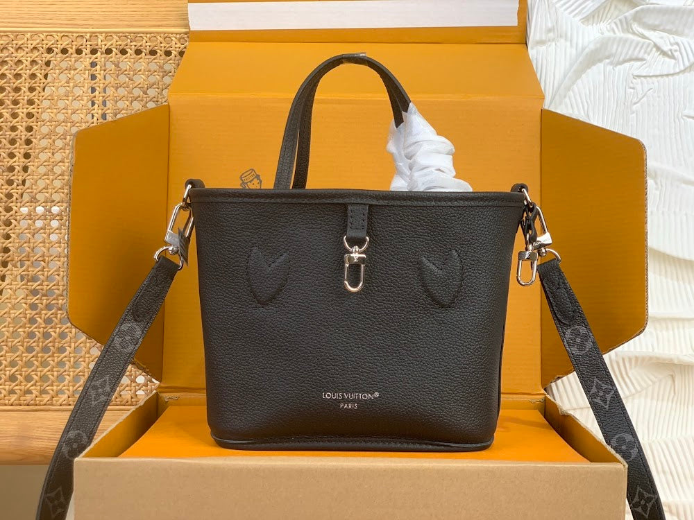 Dragons Bags ln Luxury Bag --95657