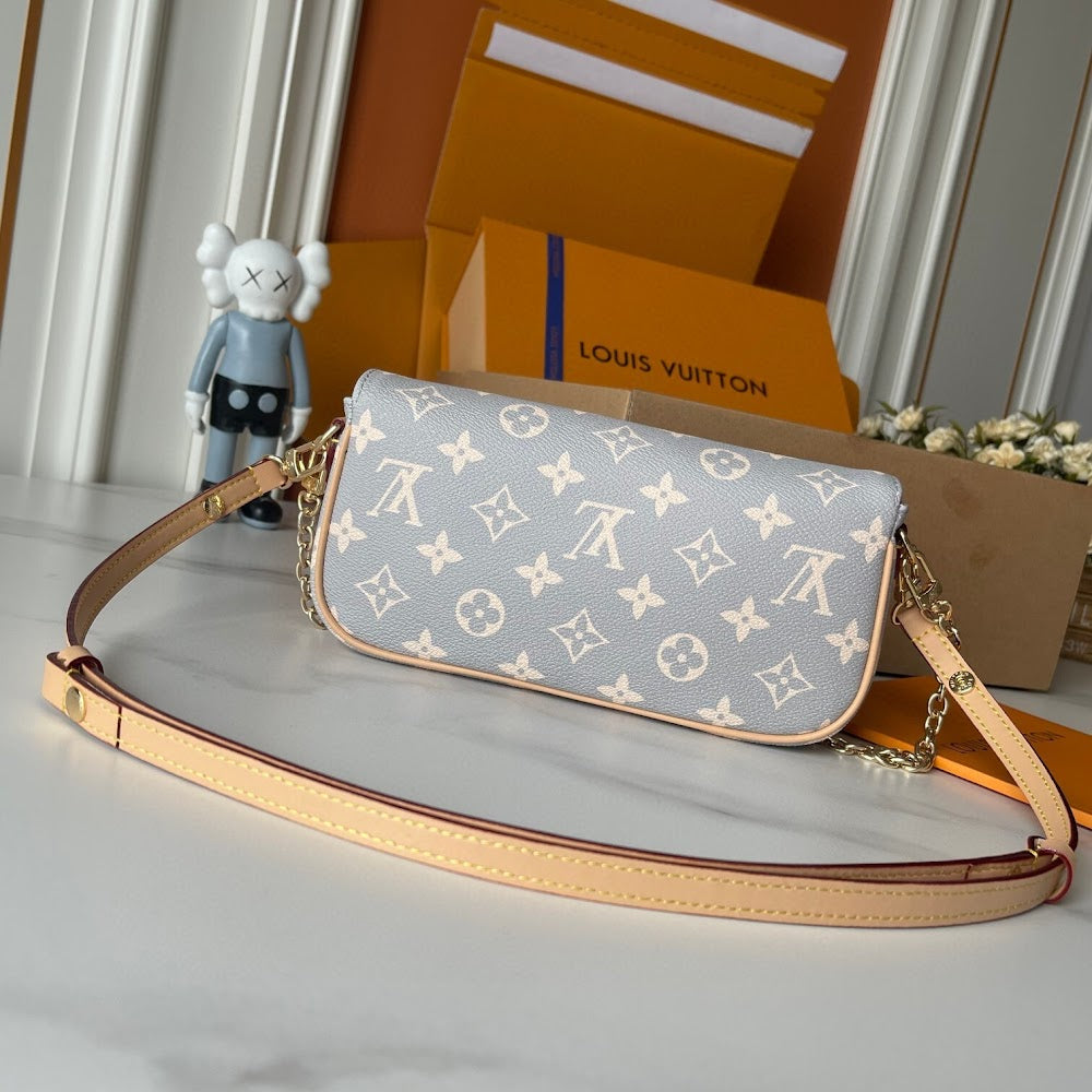 Dragons Bags ln Luxury Bag --76547
