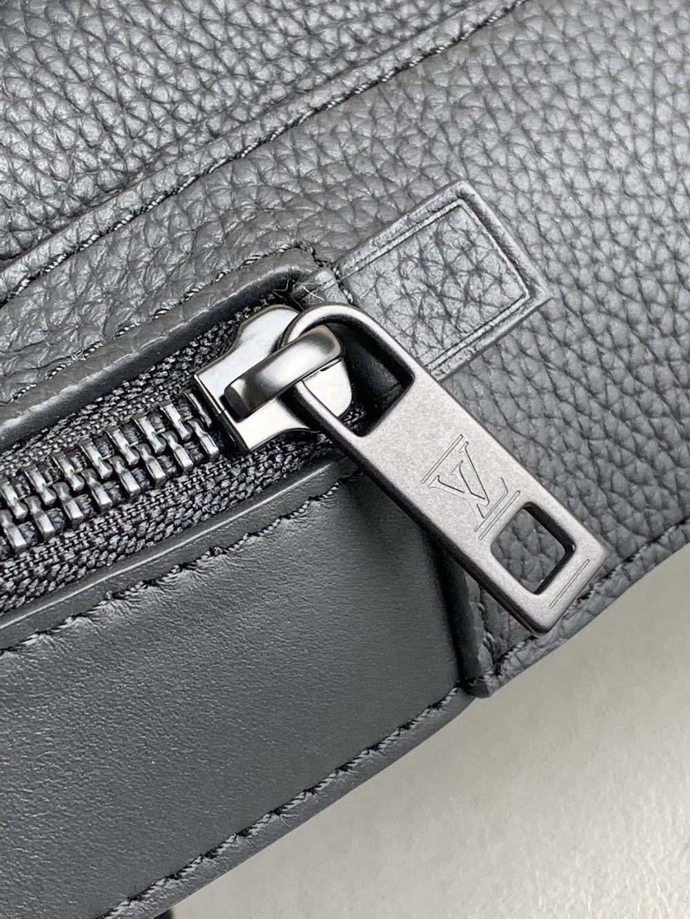 Dragons Bags LV Luxury Bag --55697