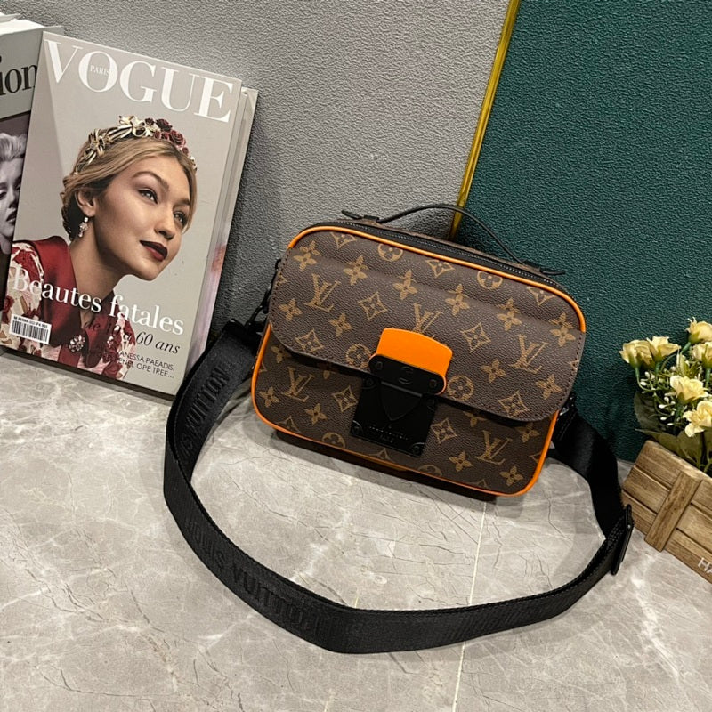 Dragons Bags ln Luxury Bag --70070