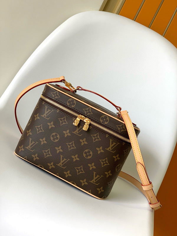 Dragons Bags ln Luxury Bag --81651