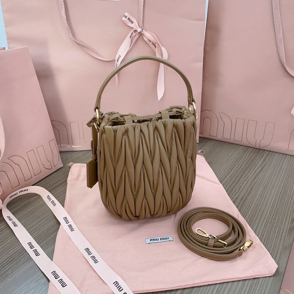 Dragons Bags Miun Miun Luxury Bag --122481