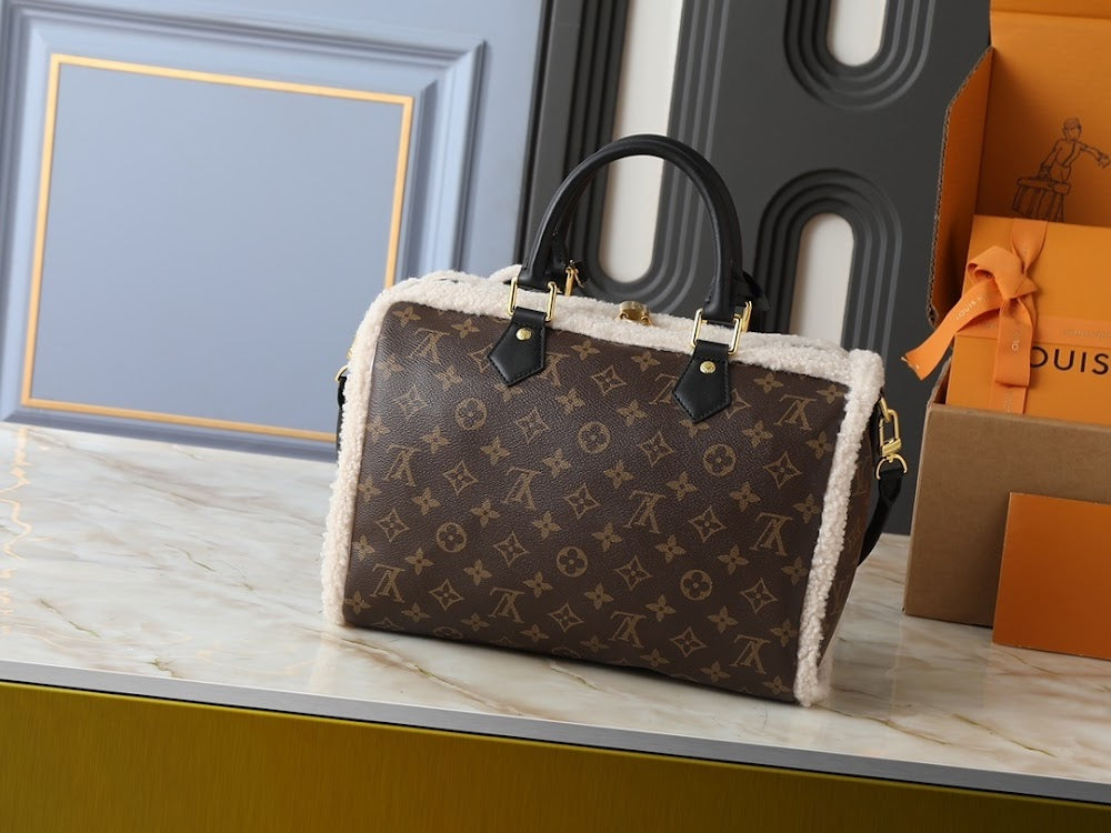 Dragons Bags ln Luxury Bag --77550