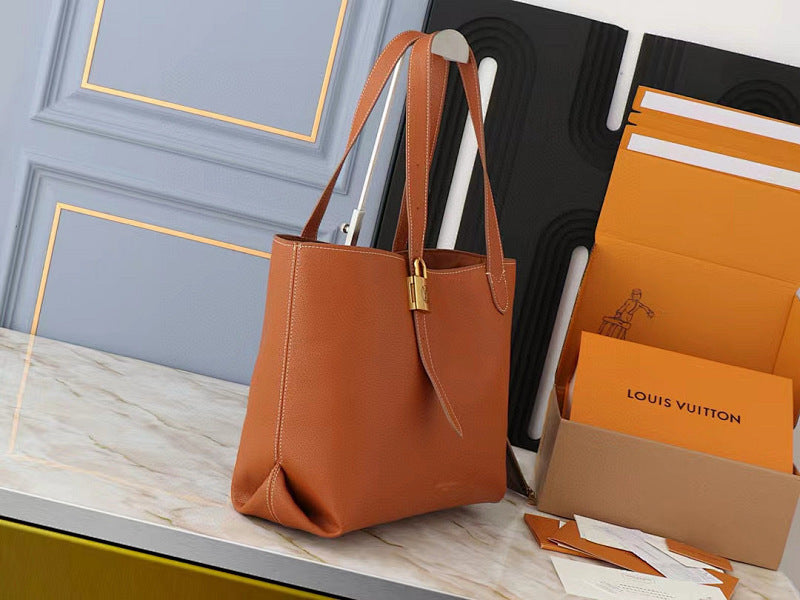 Dragons Bags ln Luxury Bag --81542
