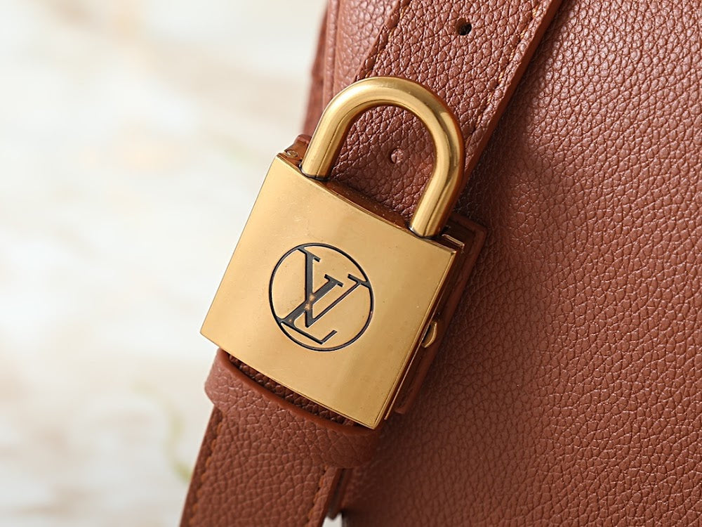 Dragons Bags ln Luxury Bag --77791