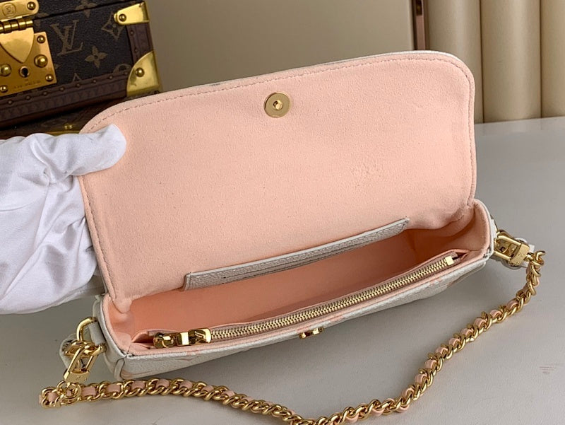 Dragons Bags ln Luxury Bag --68817