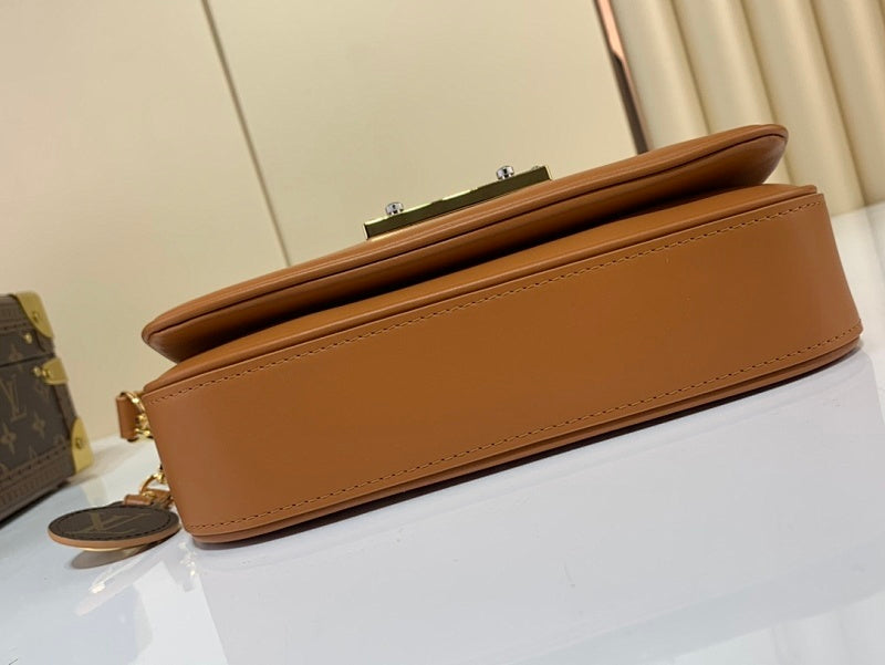 Dragons Bags ln Luxury Bag --56458