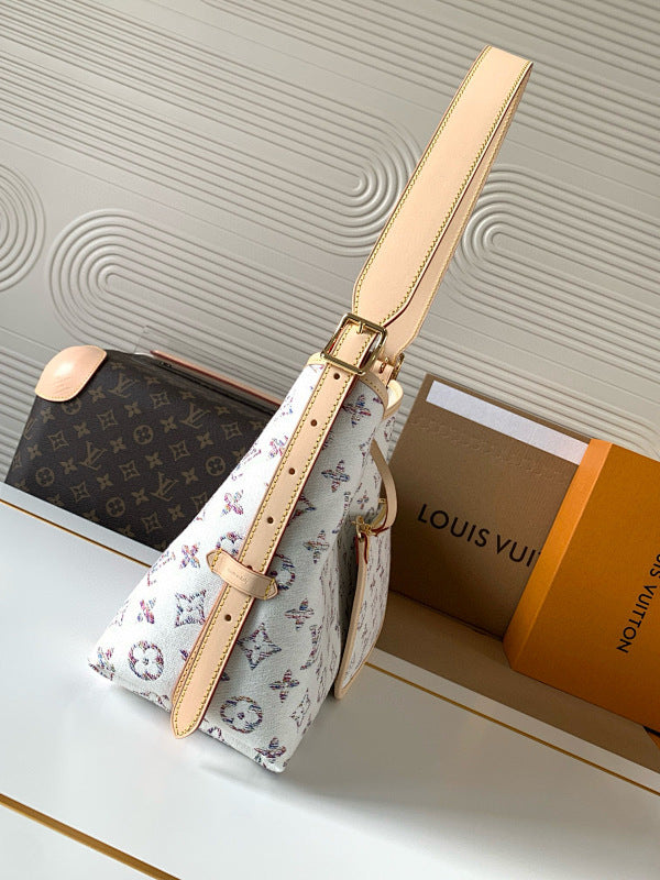 Dragons Bags ln Luxury Bag --81566