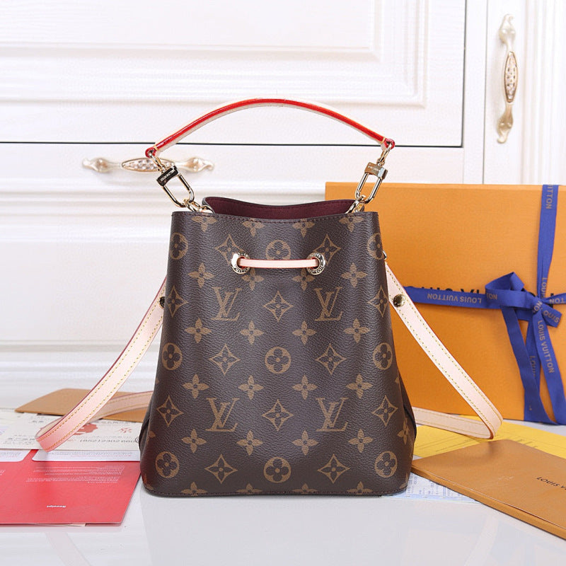 Dragons Bags ln Luxury Bag --81470