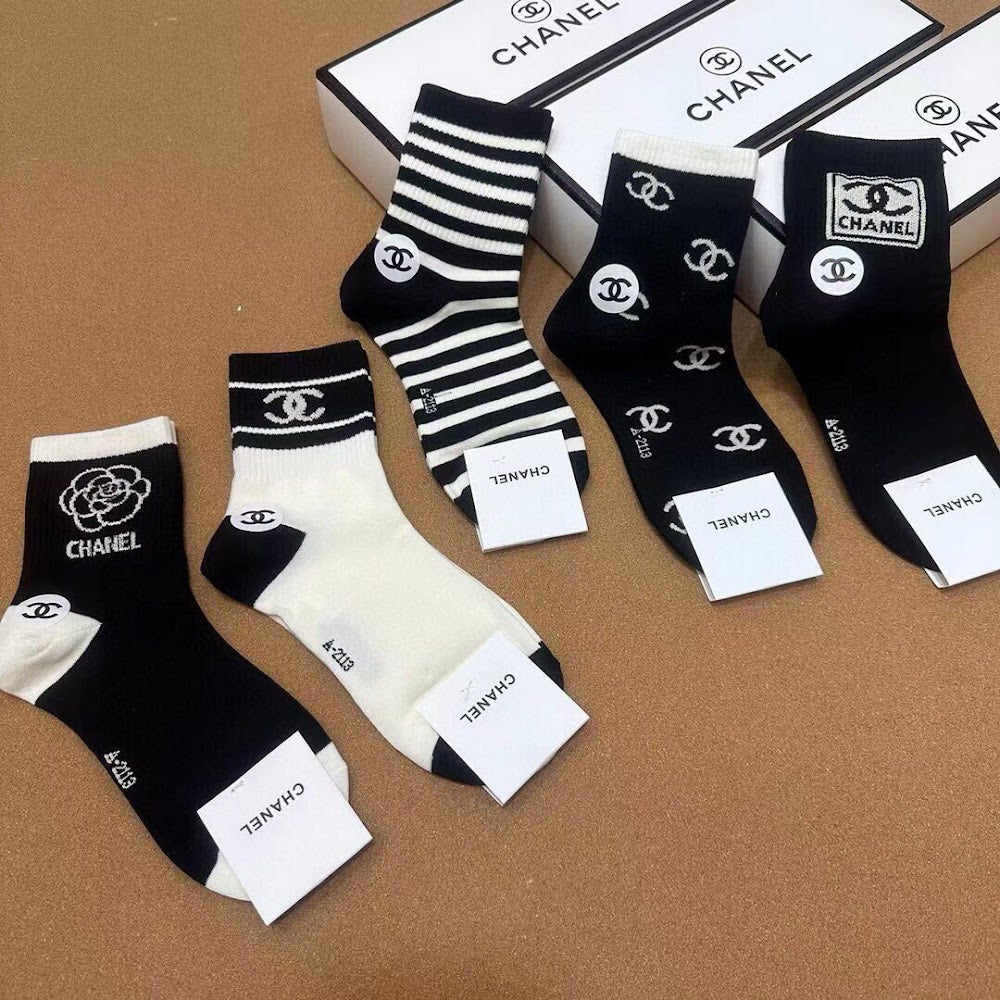 Dragons Bags Premium Luxury Socks --98645