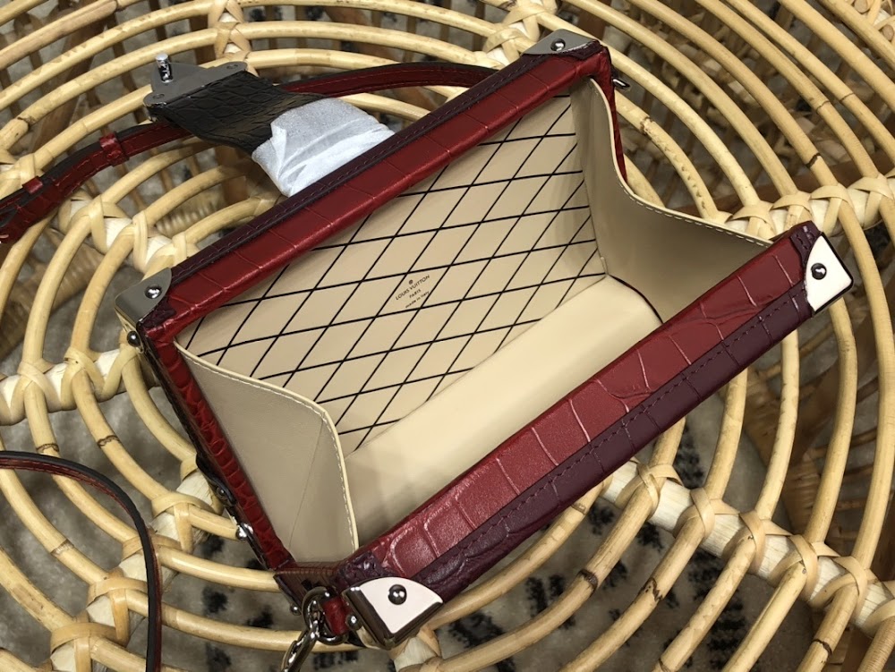 Dragons Bags ln Luxury Bag --57881