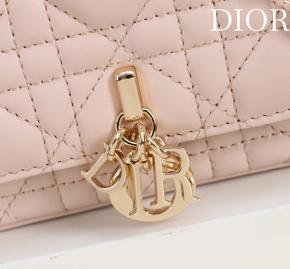 Dragons BagsDiorn Luxury Bag --116346