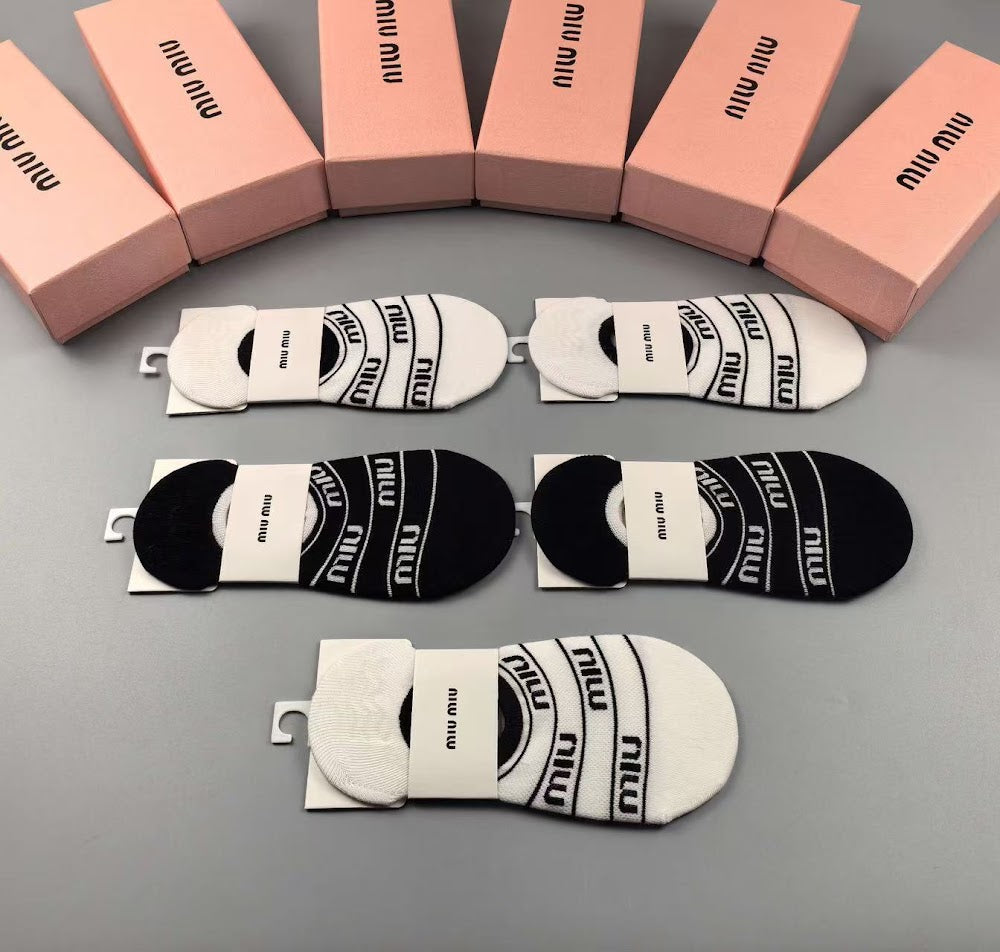 Dragons Bags Premium Luxury Socks --98340