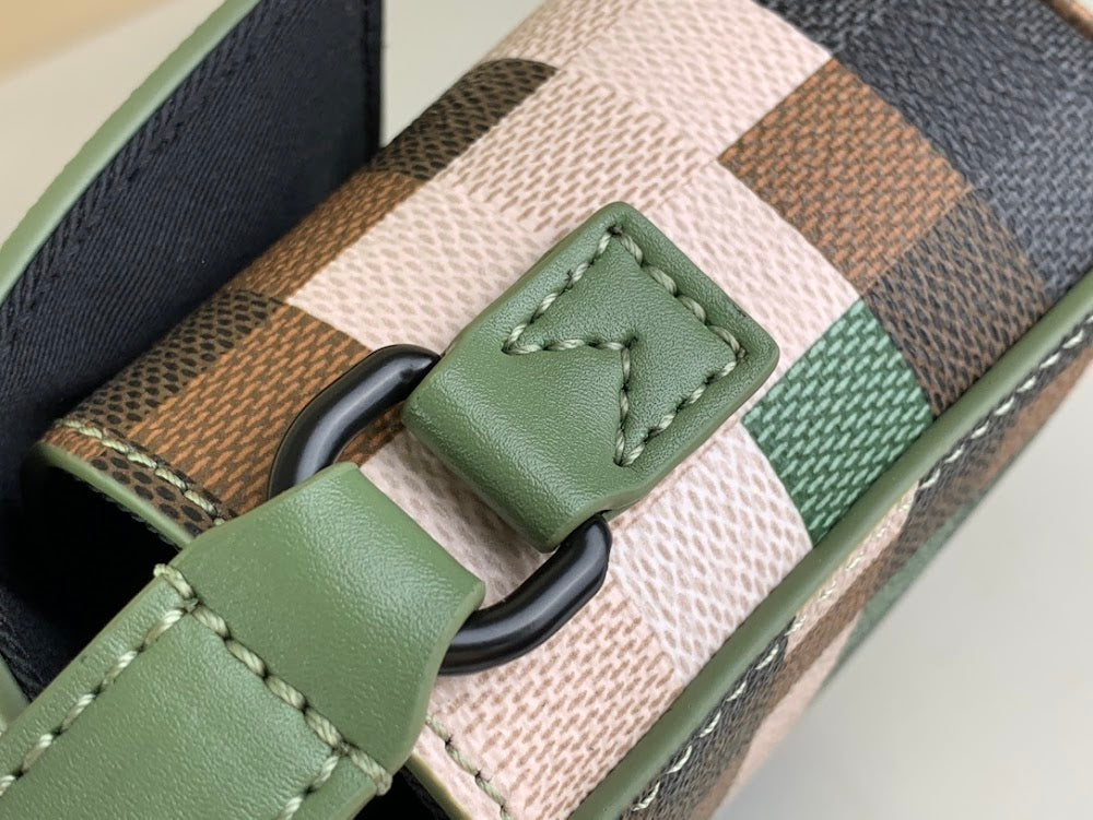 Dragons Bags ln Luxury Bag --68723
