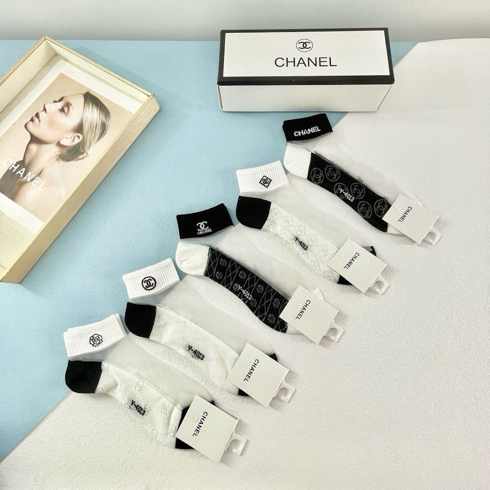 Dragons Bags Premium Luxury Socks --98716