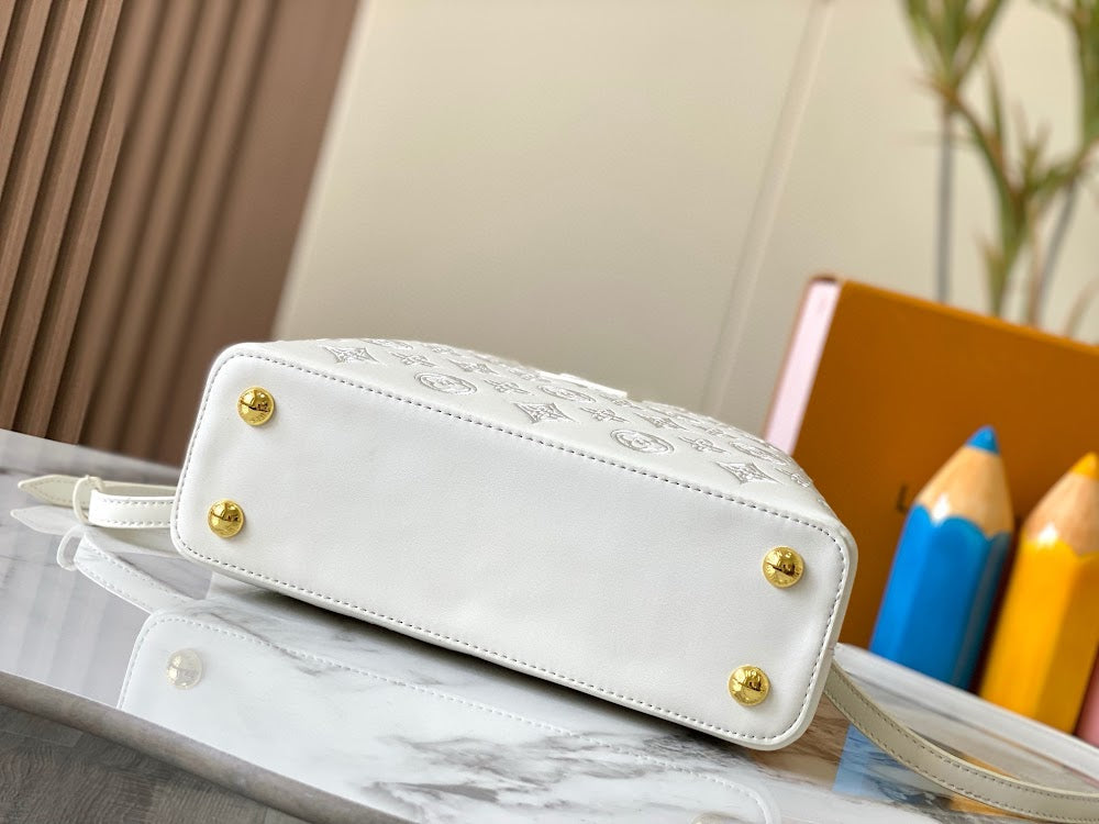 Dragons Bags ln Luxury Bag --81439