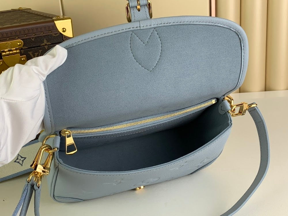 Dragons Bags ln Luxury Bag --69283