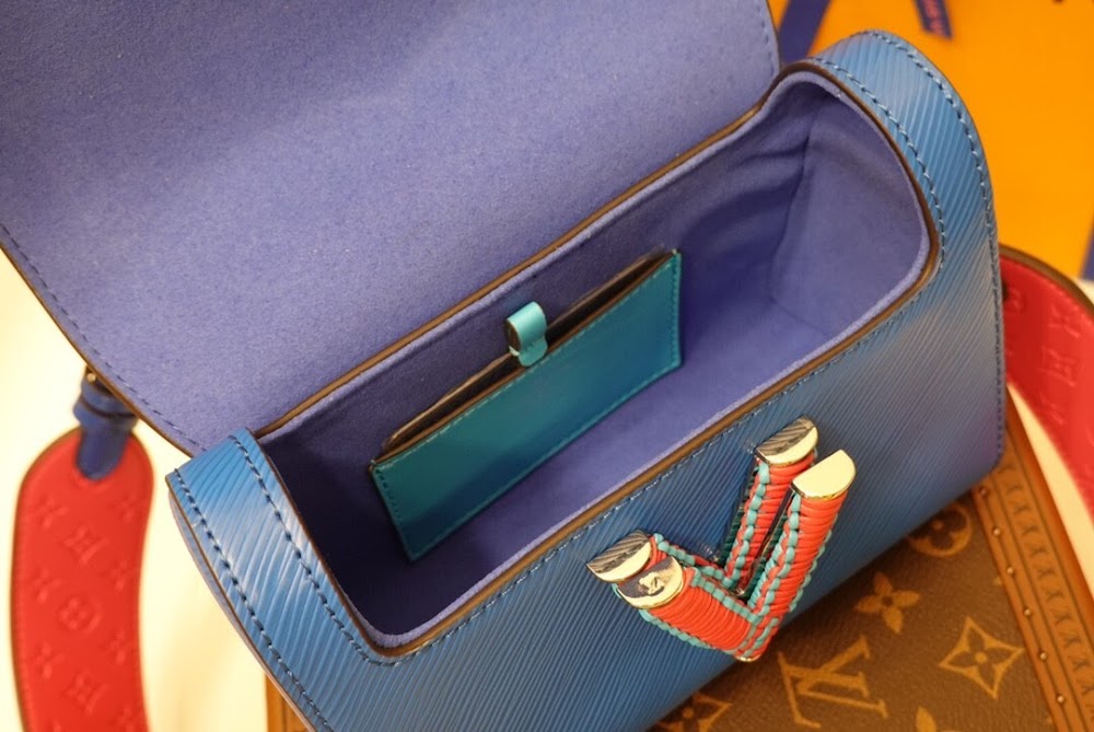 Dragons Bags ln Luxury Bag --60100
