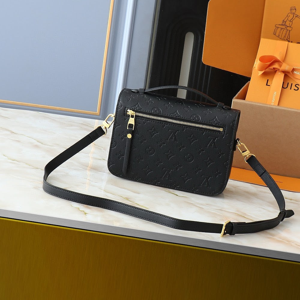 Dragons Bags ln Luxury Bag --81655