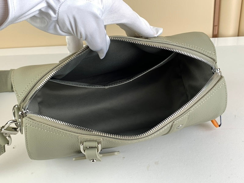 Dragons Bags ln Luxury Bag --61710
