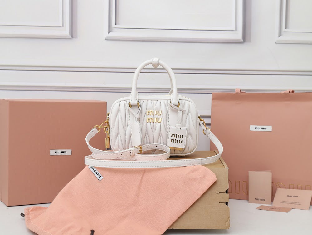 Dragons Bags Miun Miun Luxury Bag --122753