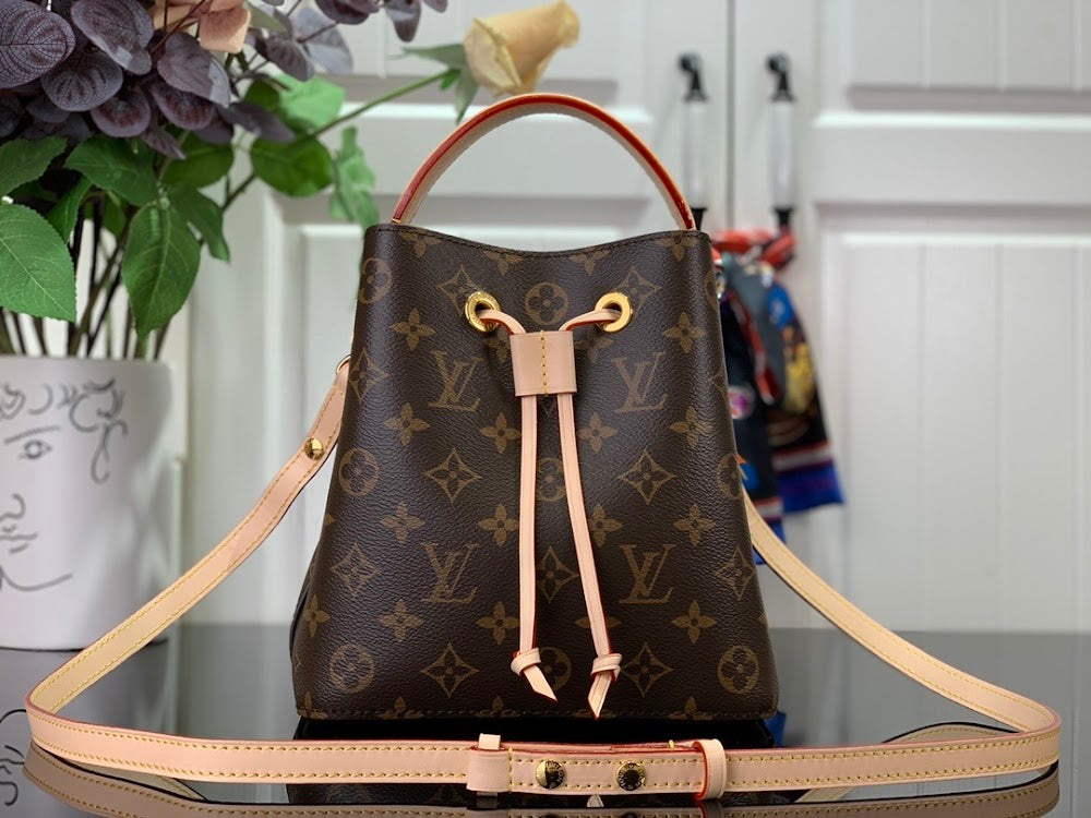Dragons Bags ln Luxury Bag --96696