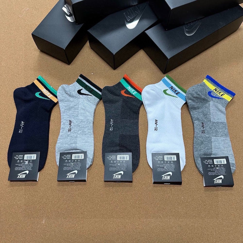 Dragons Bags Premium Luxury Socks --98600