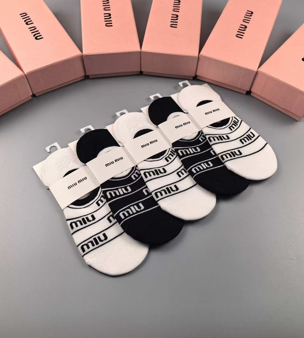 Dragons Bags Premium Luxury Socks --98340