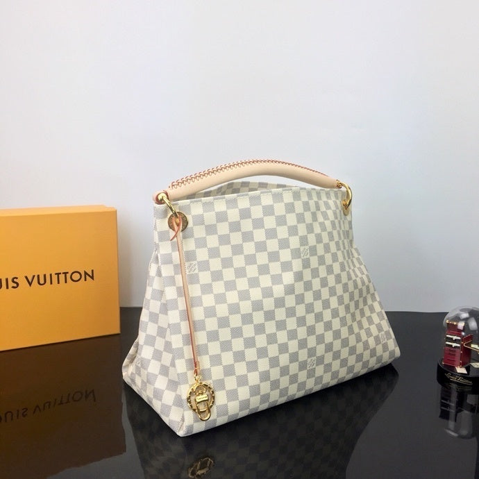 Dragons Bags ln Luxury Bag --59551