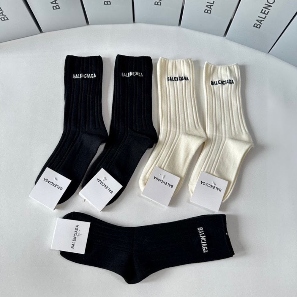 Dragons Bags Premium Luxury Socks --98019