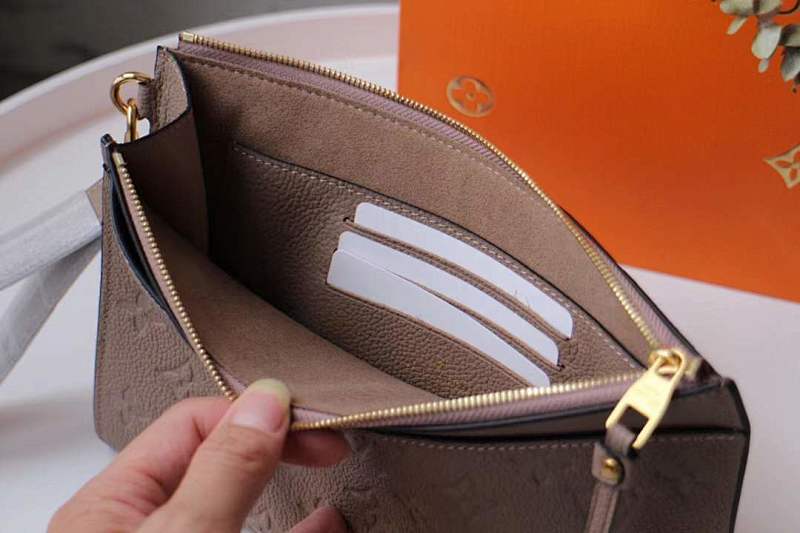 Dragons Bags ln Luxury Bag --59681