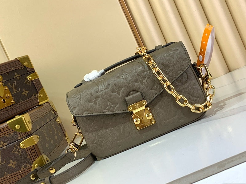 Dragons Bags ln Luxury Bag --58687