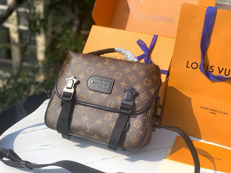 Dragons Bags ln Luxury Bag --70580