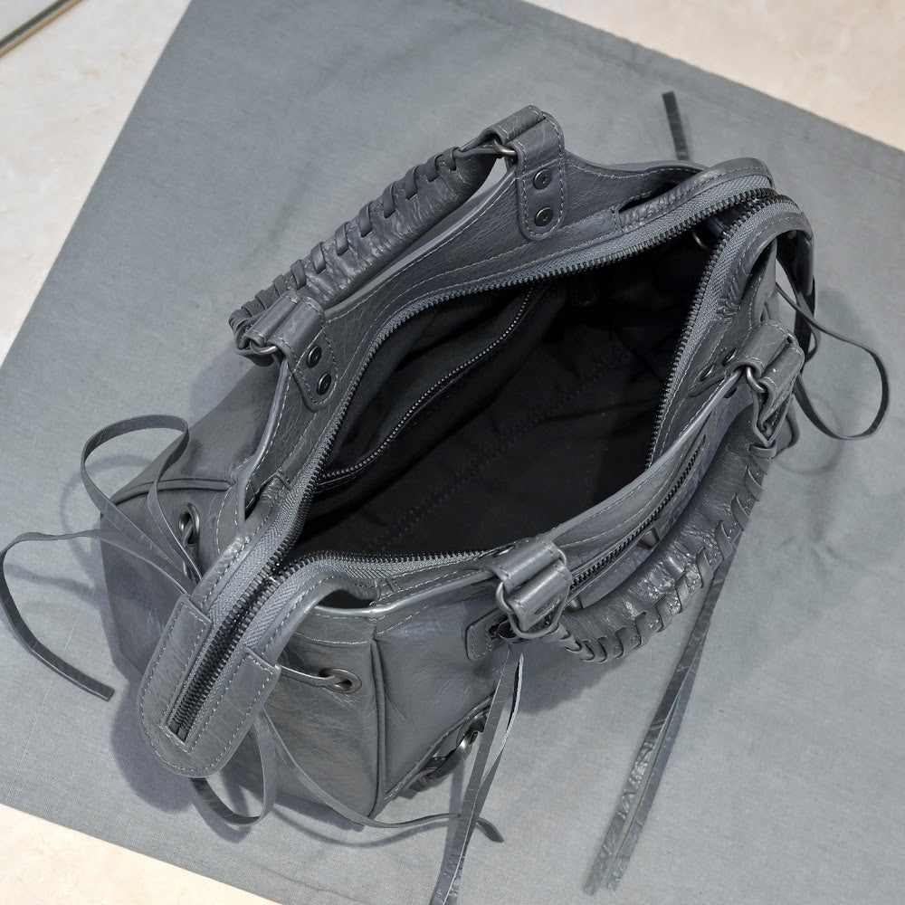 Dragons Bags Balenciaga Luxury Bag --111421