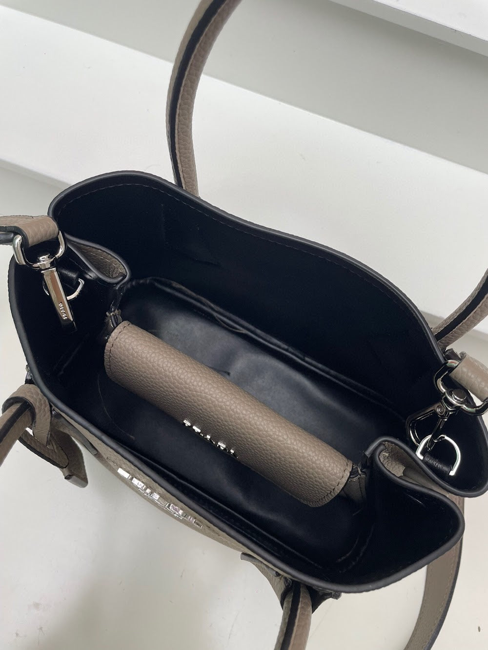 Dragons Bags pradn Luxury Bag --73571