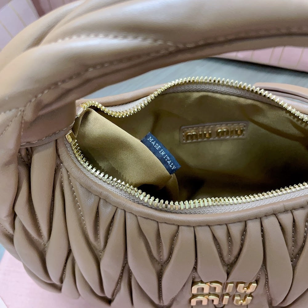 Dragons Bags Miun Miun Luxury Bag --123317