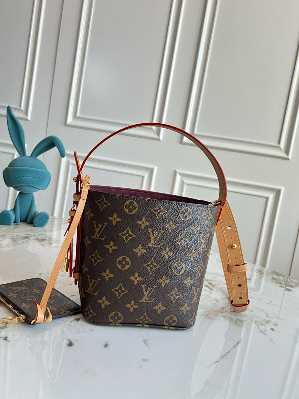 Dragons Bags ln Luxury Bag --81663