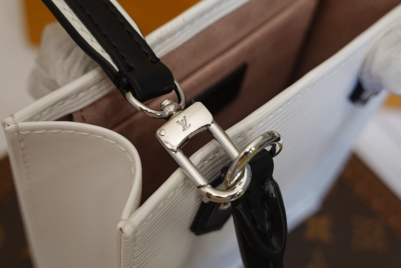 Dragons Bags ln Luxury Bag --60123