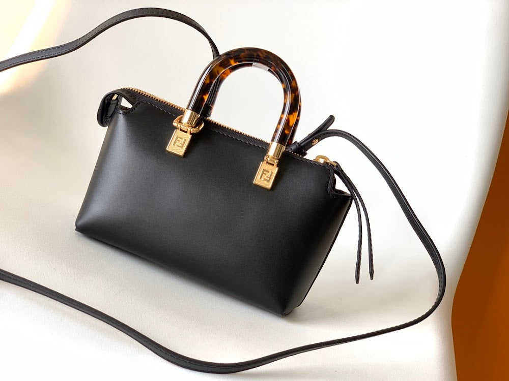 new-luxury-designer-bags-nm15055