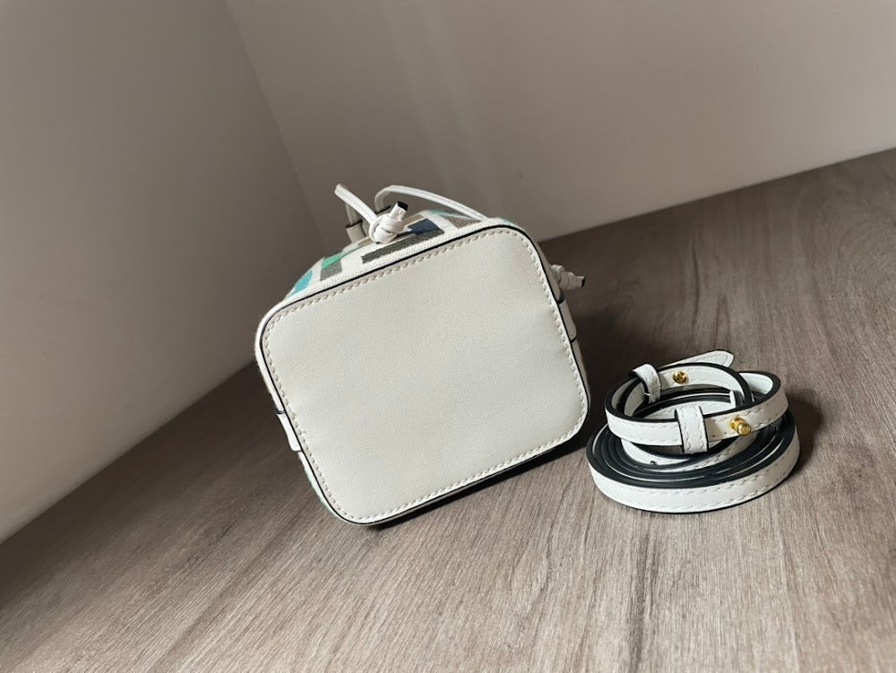 new-luxury-designer-bags-nm15387