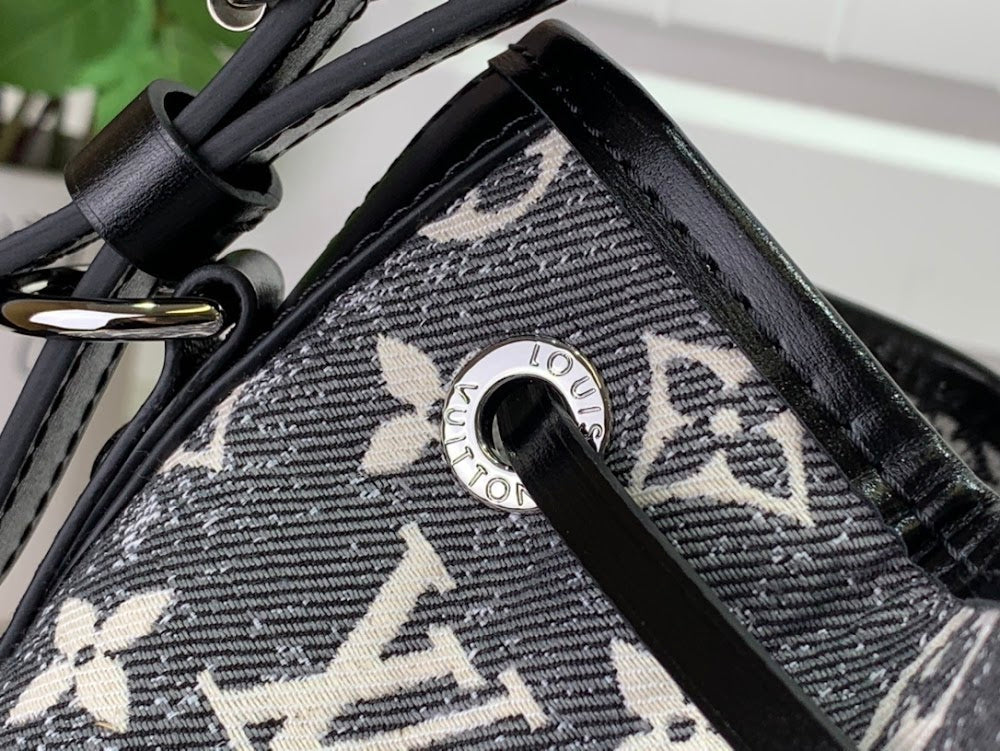 Dragons Bags ln Luxury Bag --96792