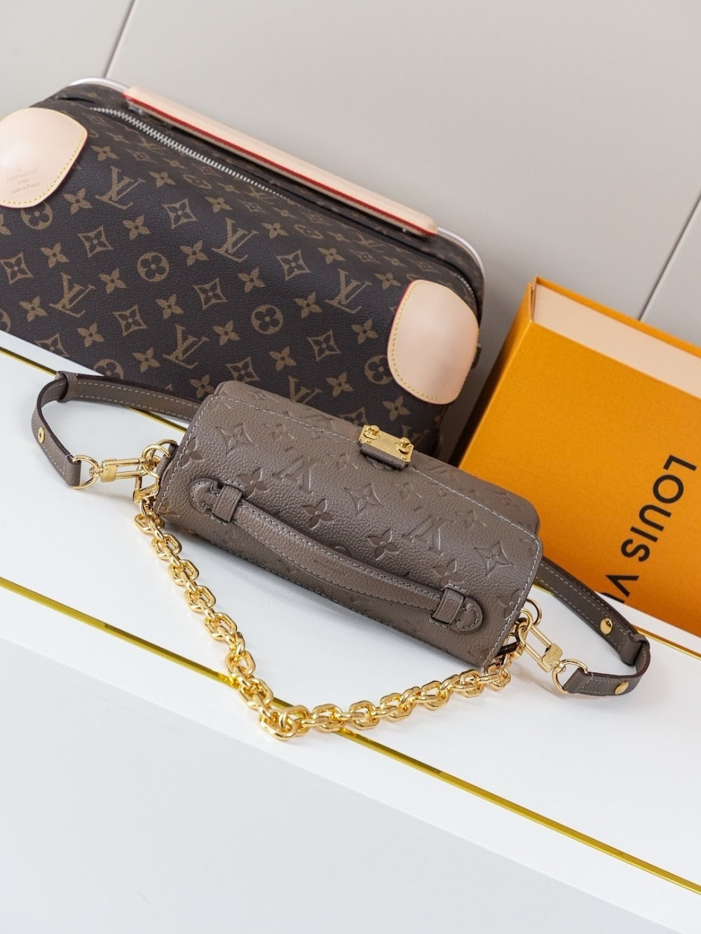 Dragons Bags ln Luxury Bag --81877