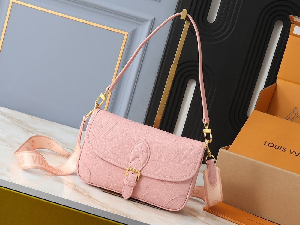 Dragons Bags ln Luxury Bag --76471