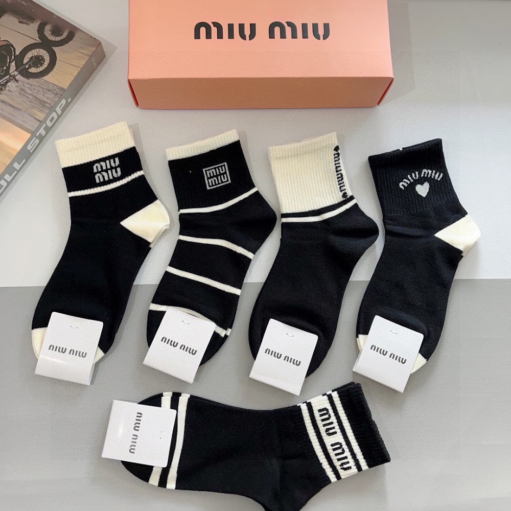 Dragons Bags Premium Luxury Socks --98085