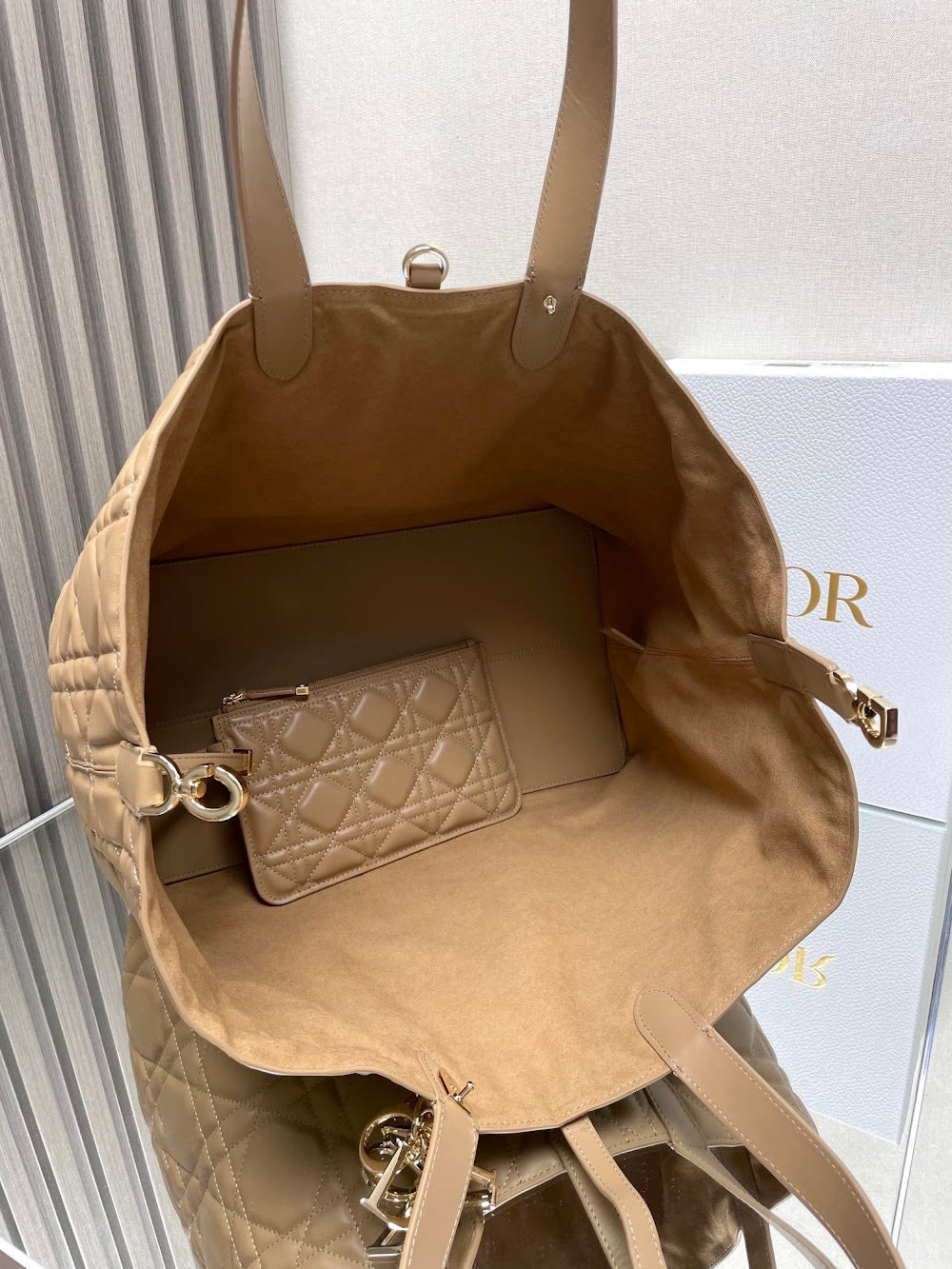 Dragons BagsDiorn Luxury Bag --116408