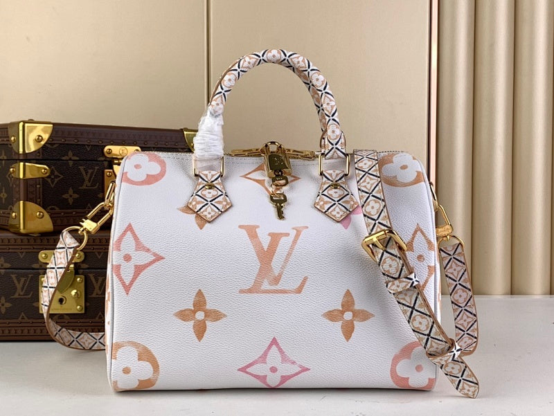 Dragons Bags ln Luxury Bag --61680