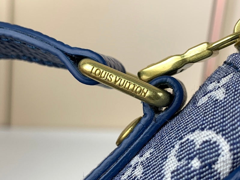 Dragons Bags ln Luxury Bag --61810