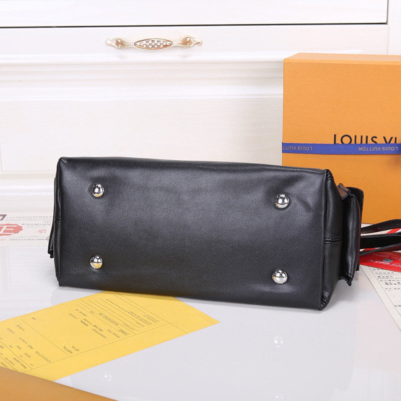 Dragons Bags ln Luxury Bag --81459