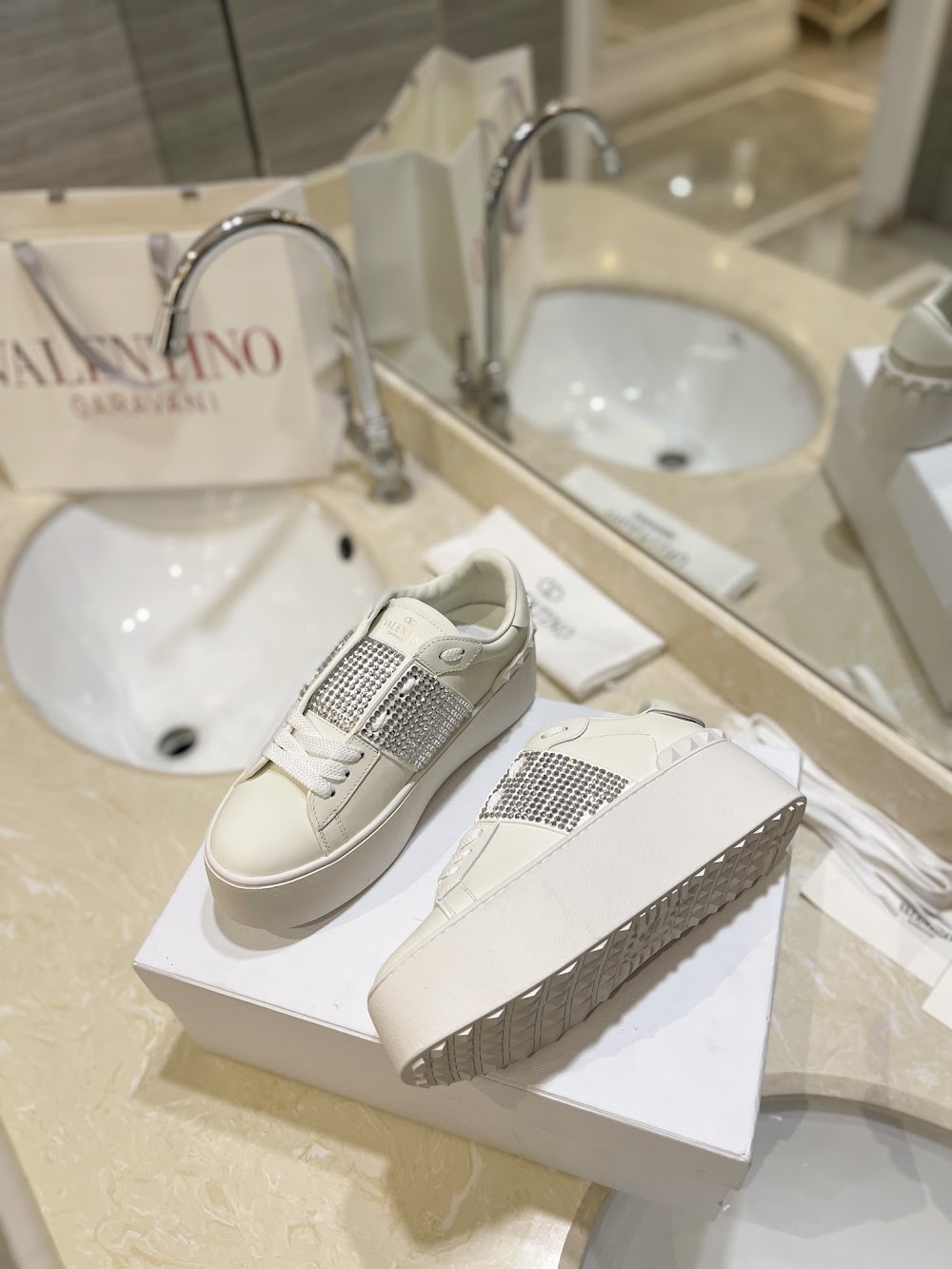 Dragons Bags Valentino Luxury Shoes --52672