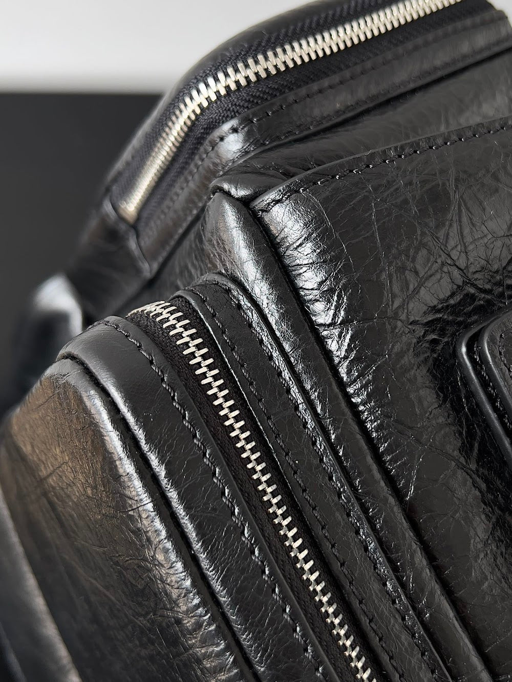 Dragons Bags Balenciaga Luxury Bag --111141